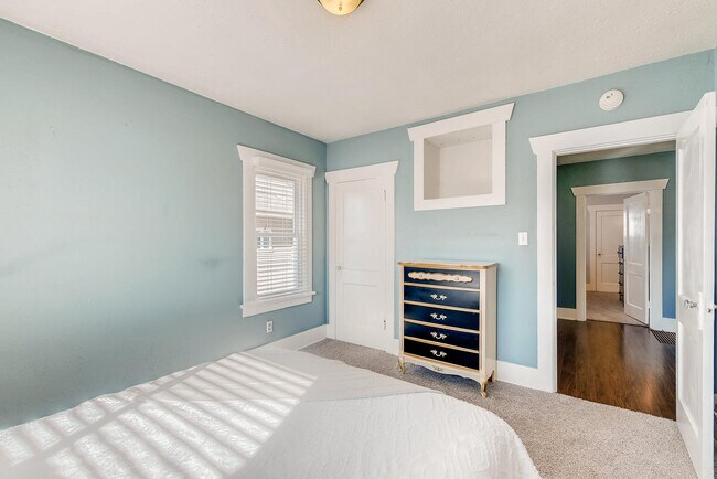 Building Photo - Stadium Home N Tacoma