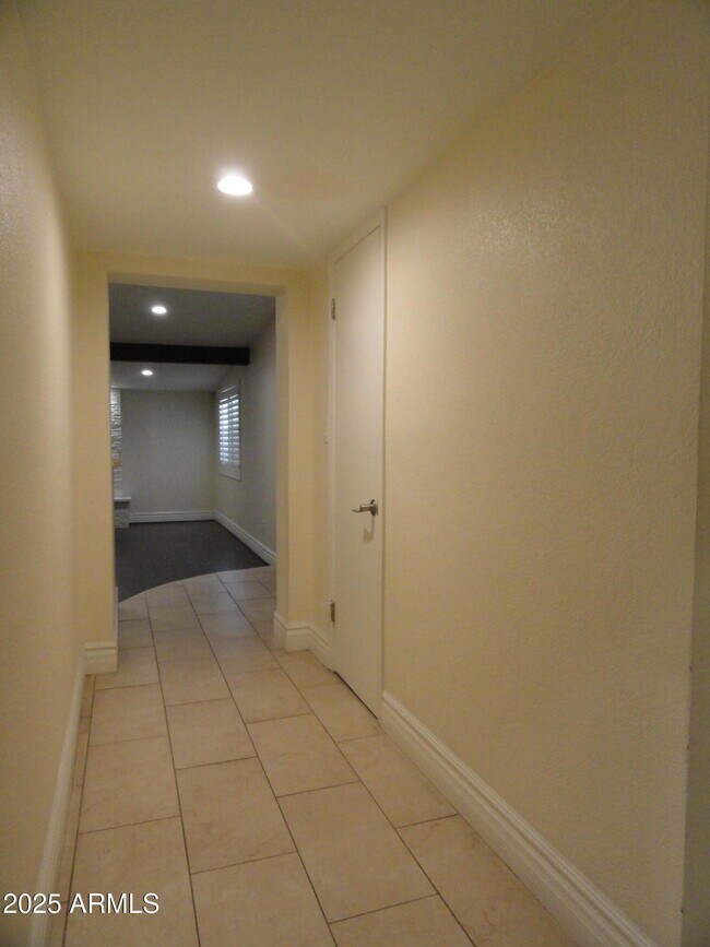 Building Photo - 2639 N 68th St