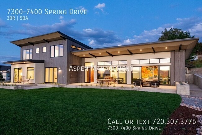 Building Photo - 7300-7400 Spring Drive-