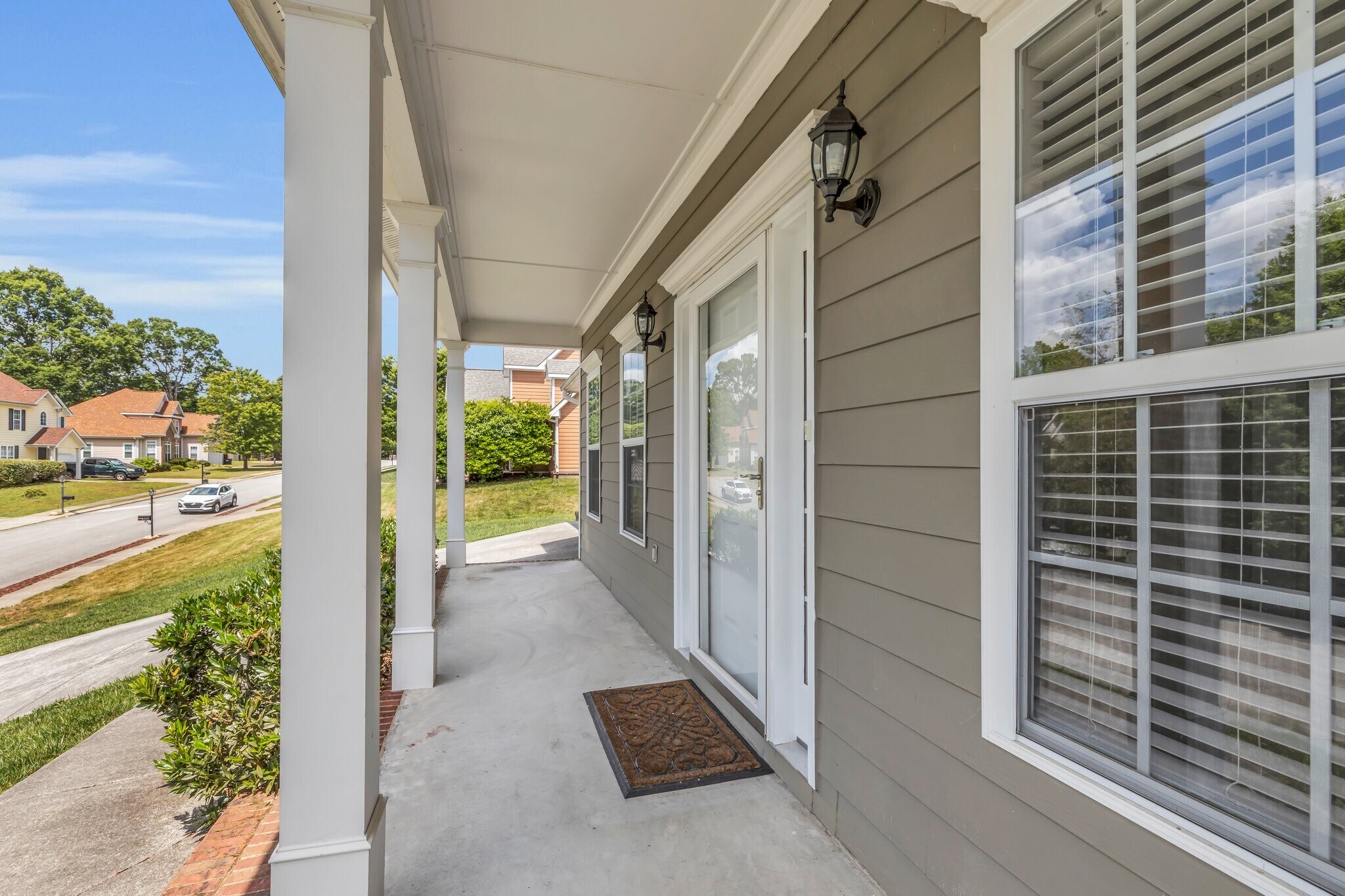 Building Photo - 5623 Crooked Creek Dr