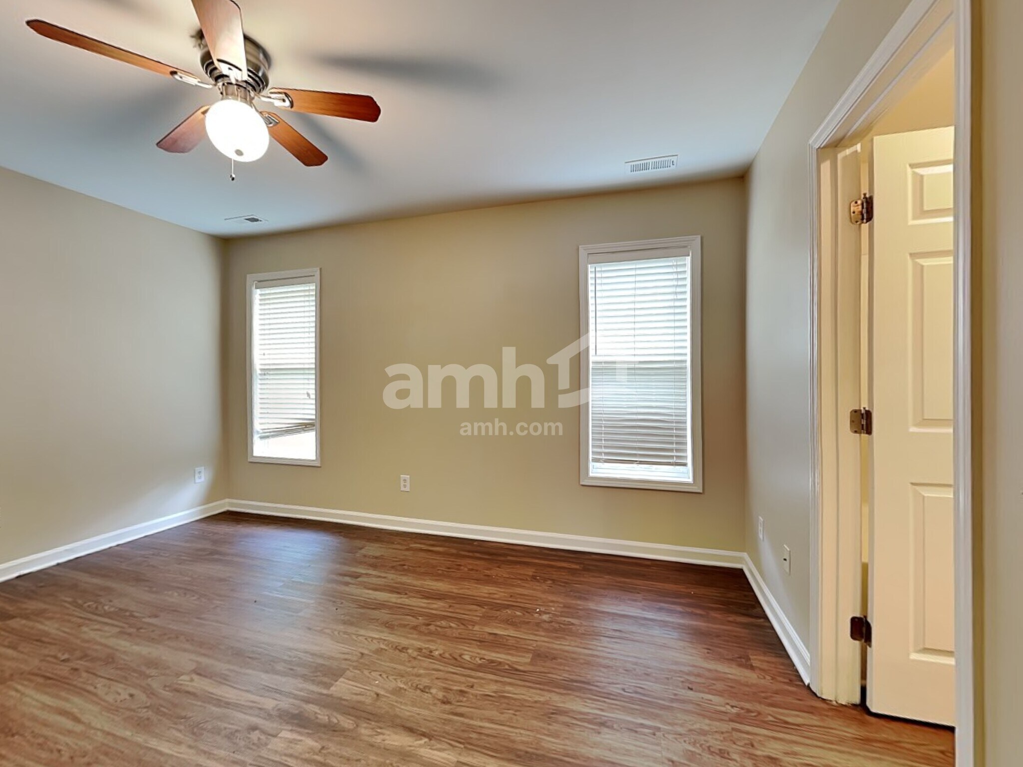 Building Photo - 2033 Cartier Ruby Ln