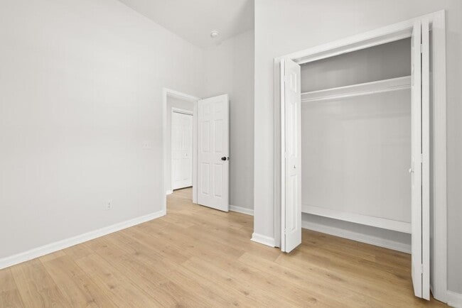 Building Photo - 4420 Ross Estates Ct SW