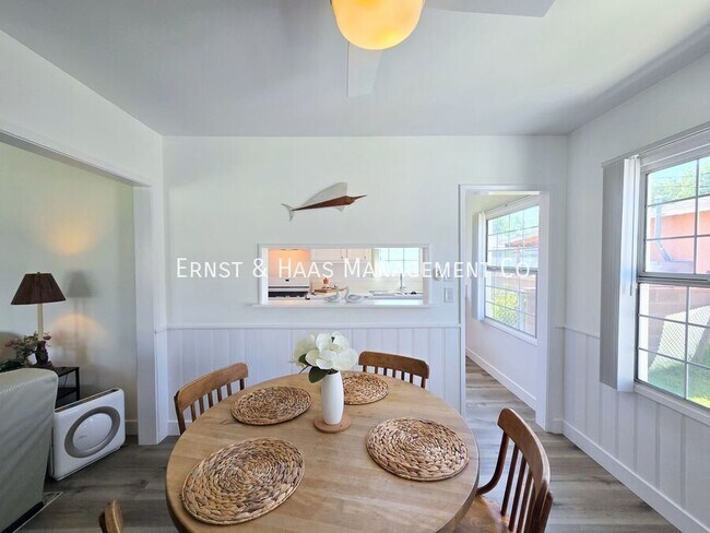 Building Photo - 2814 Candlewood St