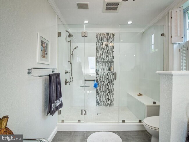 Building Photo - 3808 Cathedral Ave NW