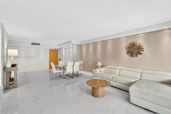 Building Photo - 9195 Collins Ave