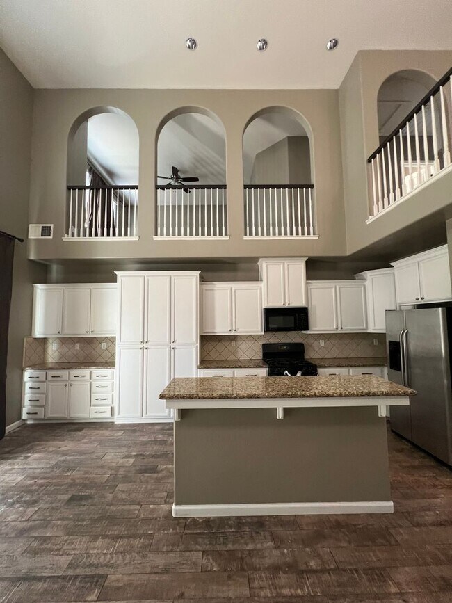 Building Photo - Memory updated Here’s a customized marketing description for your rental property:  Spacious Home...