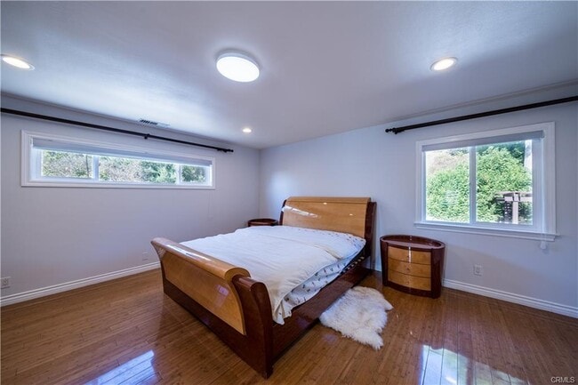 Building Photo - 1951 Alpha St