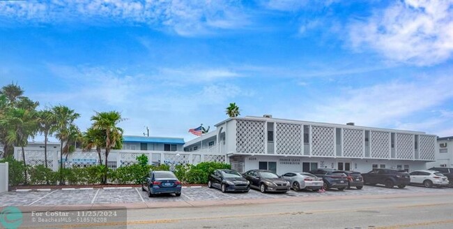 Building Photo - 4228 N Ocean Blvd