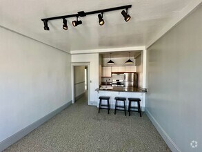 Building Photo - Luxurious Condo Living in Prime Cow Hollow...