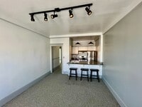 Building Photo - Luxurious Condo Living in Prime Cow Hollow...