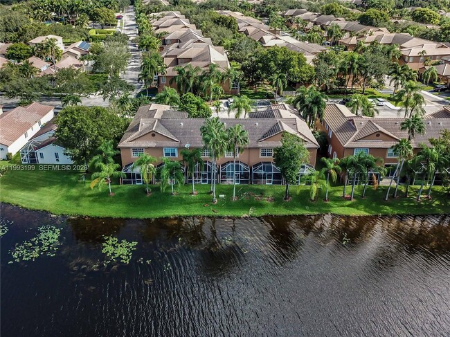 Building Photo - 1337 Presidio Dr