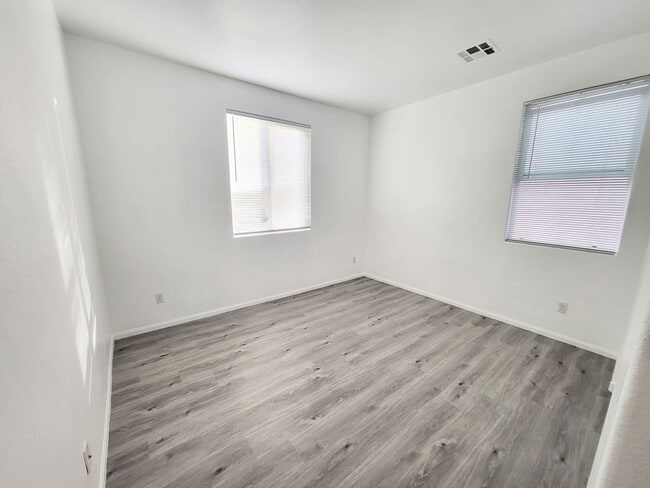 Building Photo - 8512 Pitney Ave