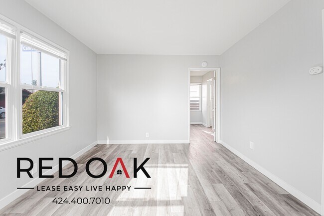 Building Photo - 1094 Cherry Ave