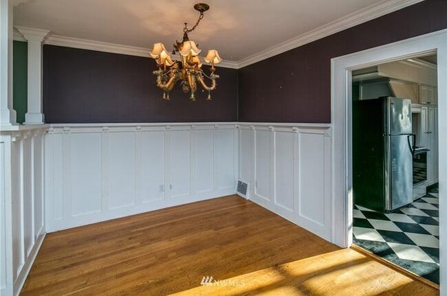 Building Photo - Walk to Schools, Downtown & Waterfront from Lettered Streets 5bd Home