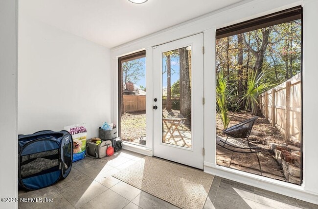 Building Photo - 11442 Squire Way Ln