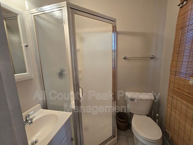 Building Photo - 3409 Alta Vista Dr