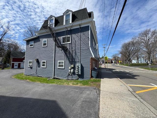 Building Photo - 223 Hudson St