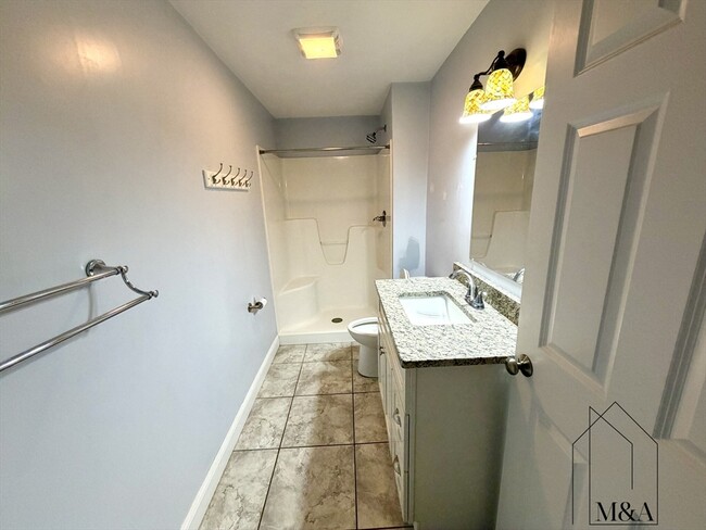 Building Photo - 46B Dominion Rd