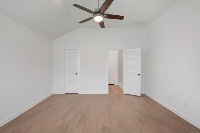 Building Photo - 32506 Lantana Flds Rd