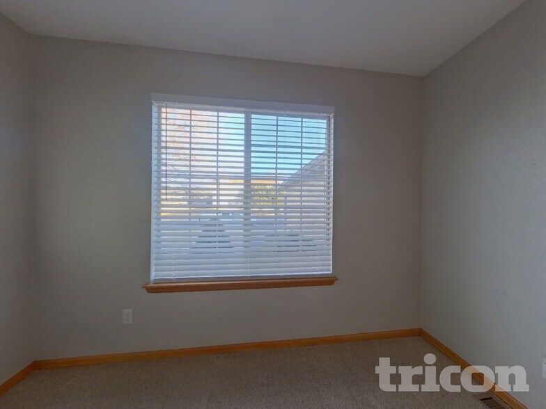 Building Photo - 18298 E Baltic Pl