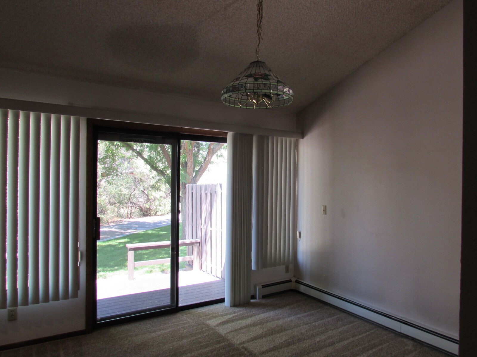 Building Photo - 636 Horizon Dr