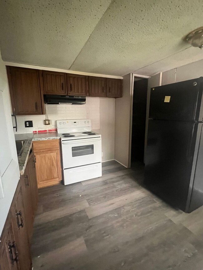 Building Photo - OPEN HOUSE TUESDAY: Lafayette 2 Bedroom 2 ...