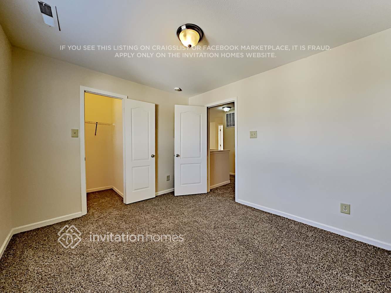 Building Photo - 827 Littleton Dr