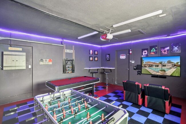 Building Photo - 470 SE 4th Ct