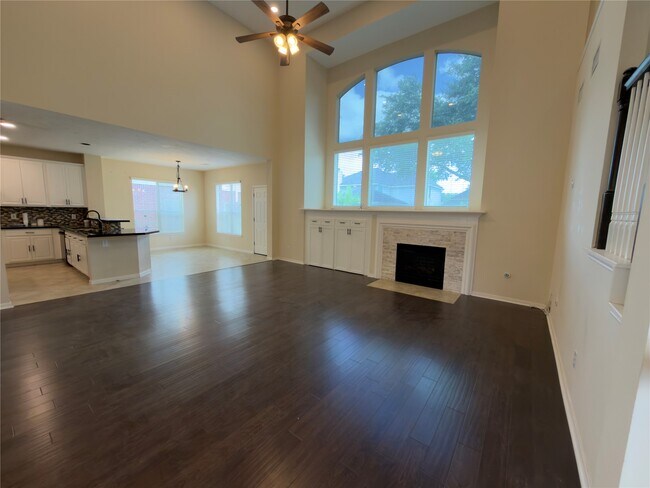 Building Photo - 4110 Royal Plantation Ln