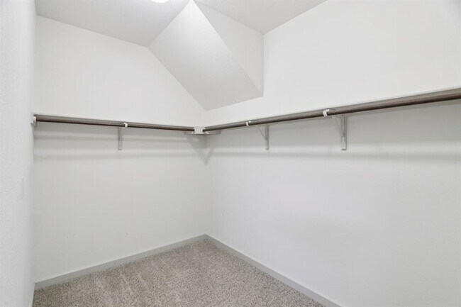 Building Photo - 8101 Linnie Ln