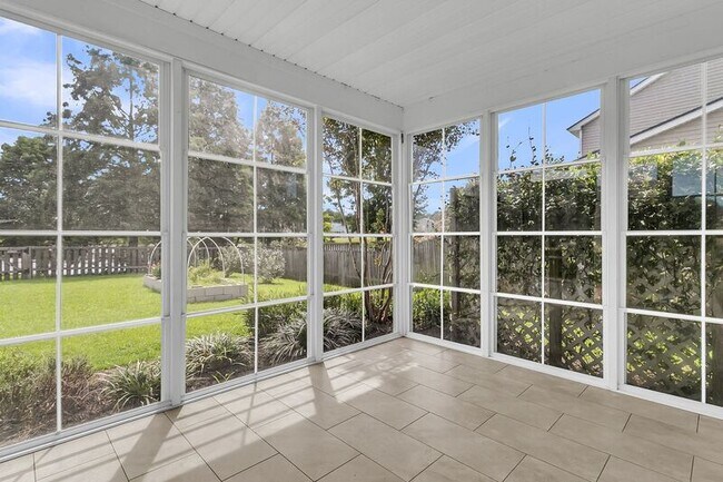 Building Photo - 403 Dovetail Cir