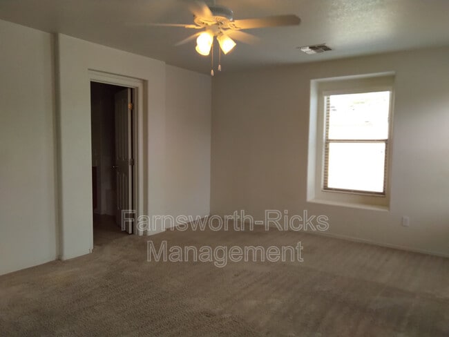 Building Photo - 3890 E Jasper Dr