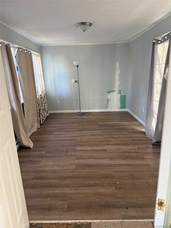 Building Photo - 48 Park Dr