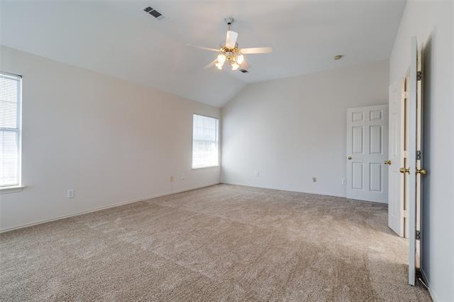Building Photo - 18724 Park Grove Ln