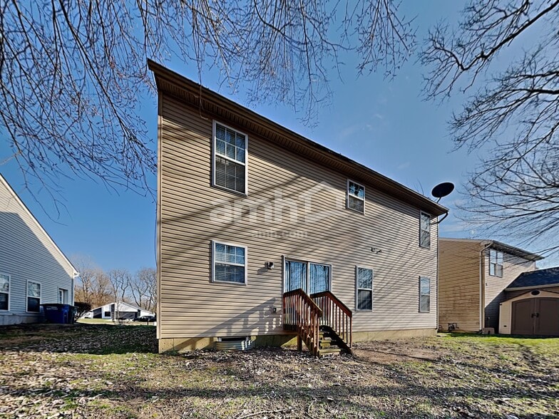 Building Photo - 5117 Rivers Edge Blvd