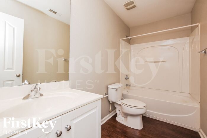 Building Photo - 5126 Raspberry Knoll Dr