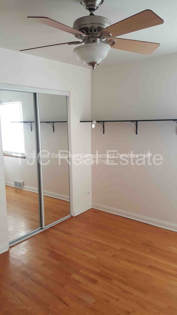 Building Photo - 1215 S Jackson St