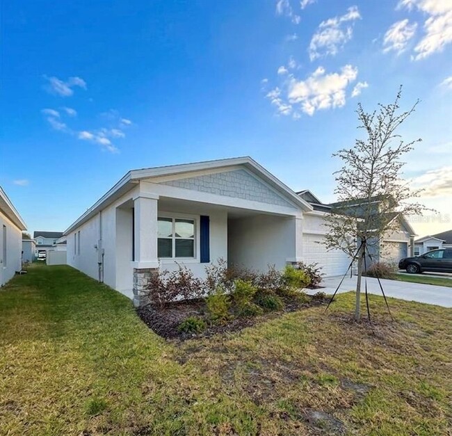 Building Photo - 1623 Marksman Rd