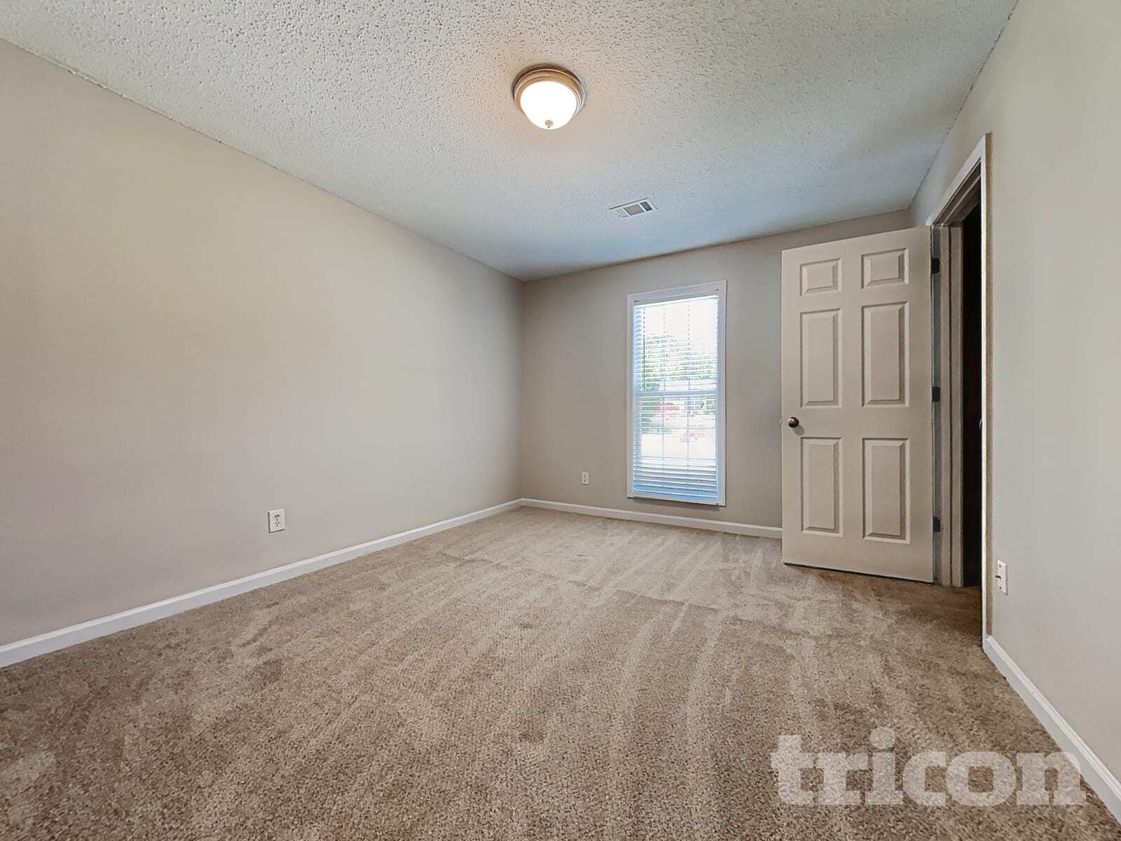 Building Photo - 122 Chippewa Run