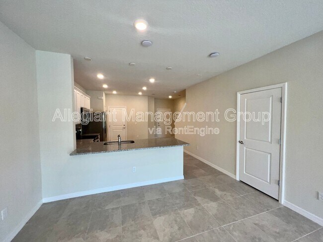 Building Photo - 2600 Bright Jewel St