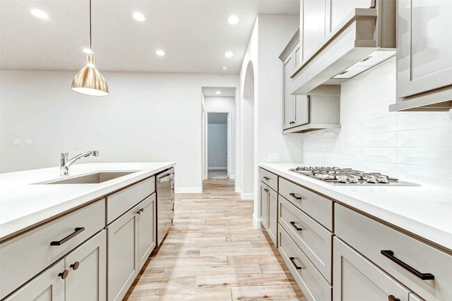 Building Photo - 624 Cape Capri Dr