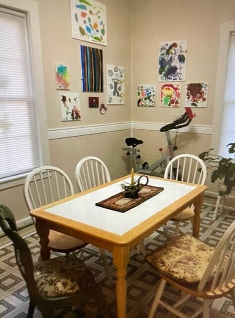 Building Photo - 641 12th St N