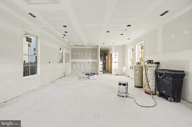 Building Photo - 314 N Stokes St