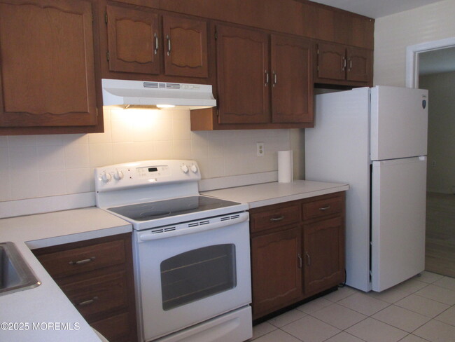 Building Photo - 1236D Hamilton Ct