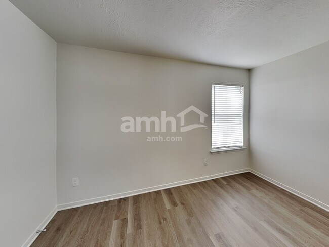 Building Photo - 823 Seaborne Meadow Dr