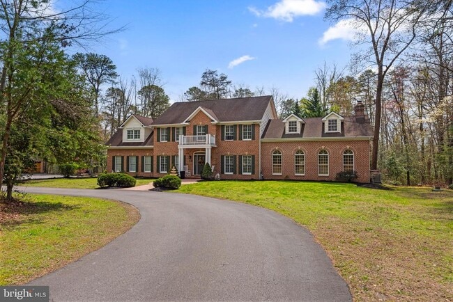 Building Photo - 301 Sturtons Ln