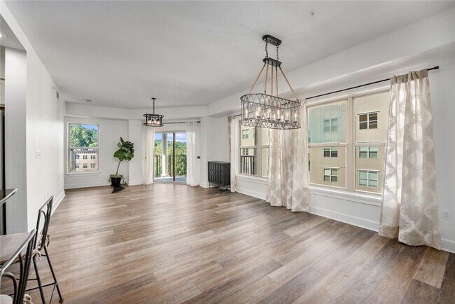 Building Photo - 200 River Vista Drive