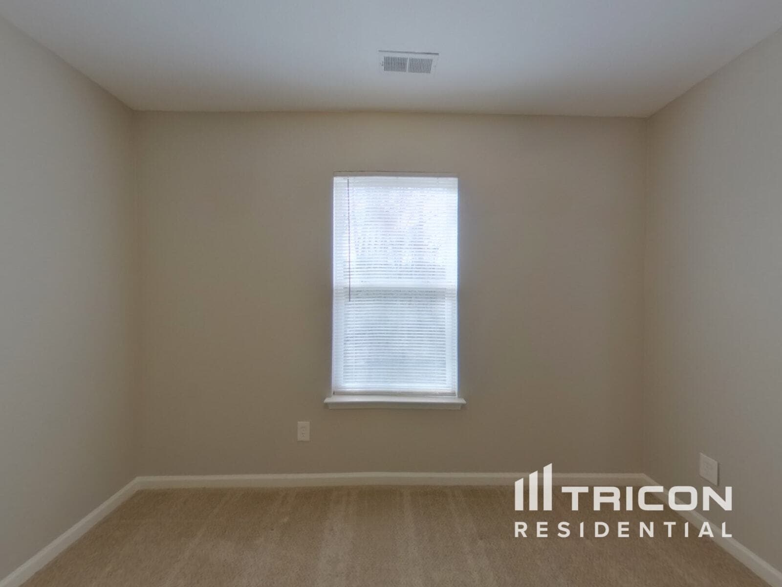 Building Photo - 8334 Rolling Meadows Ln