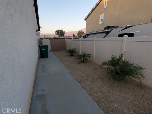 Building Photo - 35349 Mickelson Dr