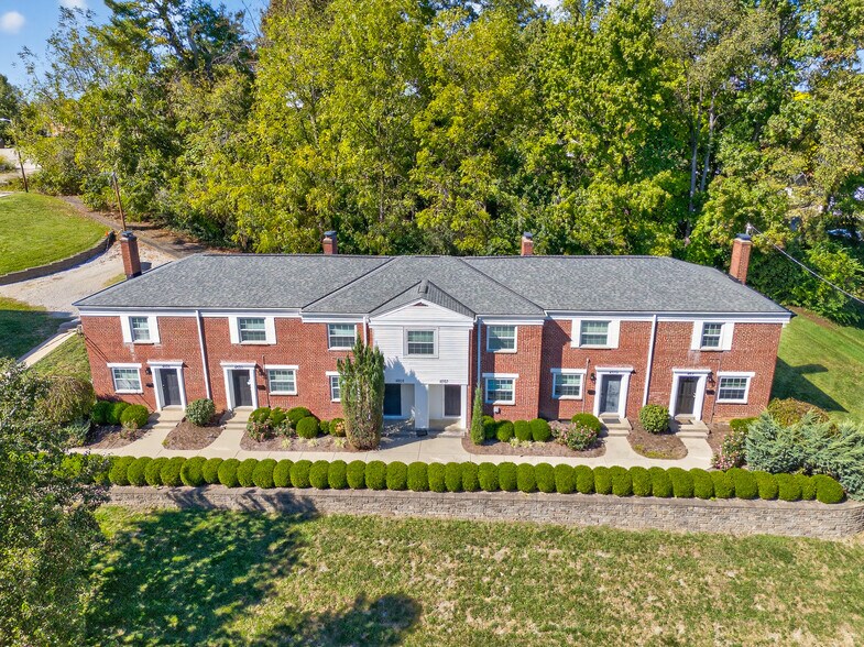 Primary Photo - Erie Townhomes